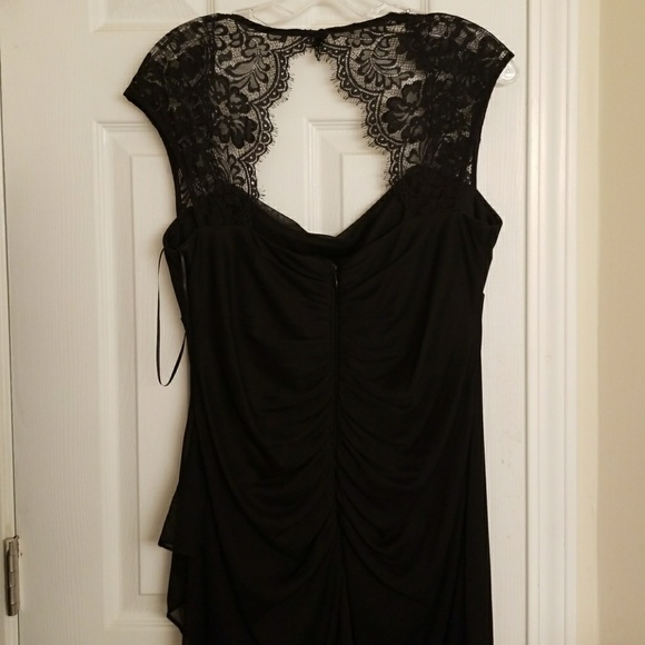Black lace dress - Picture 2 of 7